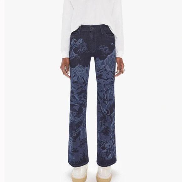 Mother The Doozy Sneak Flare Jeans in Swiss Alps - Picture 1 of 4